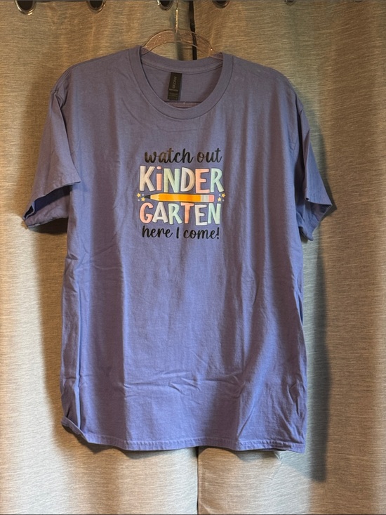 Tops - Women's Lavender 'Watch Out Kindergarten Here I Come!' Graphic Tee